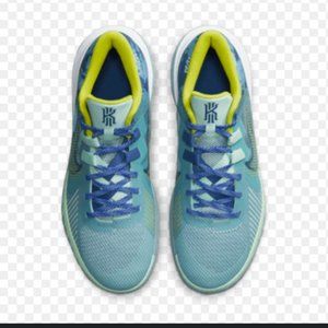 Nike - Kyrie FlyTrap 5 - Youth Size 7 - Ocean Cube/ Deep Royal Blue - CZ4100
